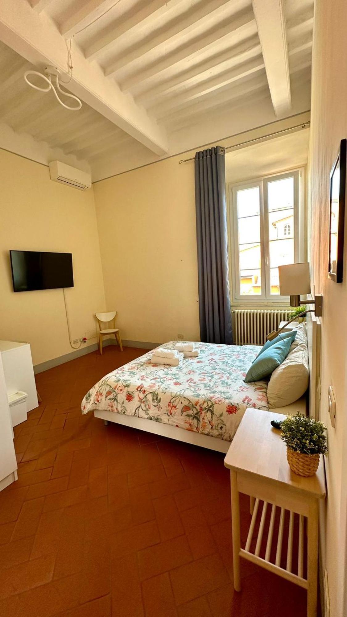B&B - Residenza D'Epoca Piazza Cairoli Pisa Luaran gambar