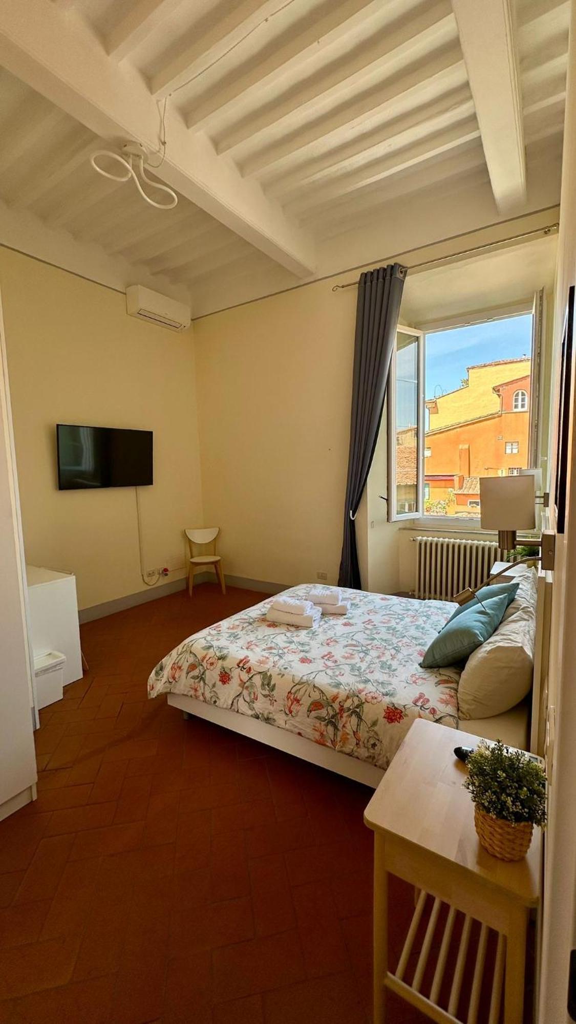 B&B - Residenza D'Epoca Piazza Cairoli Pisa Luaran gambar